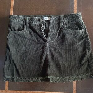 Indigo Rein Skirt: olive courderoy, fringed bottom, juniors size 9/28